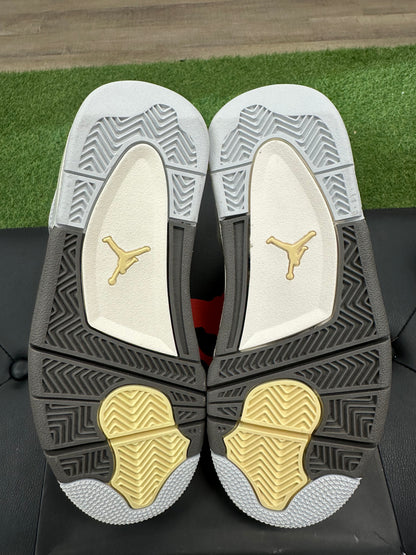 Jordan 4 Retro SE Craft Photon Dust (GS) - Size 4