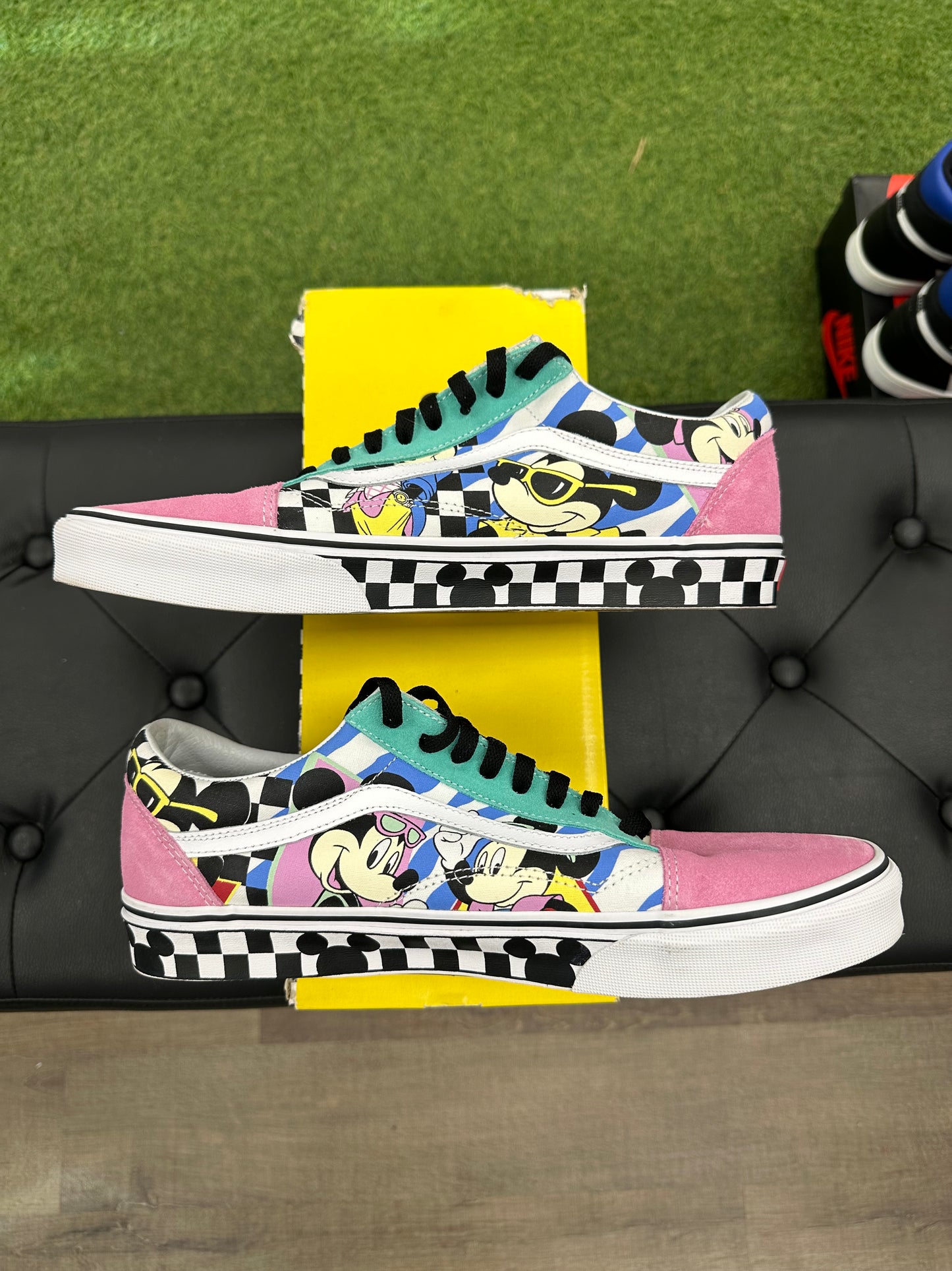 Vans Old Skool Disney 80s Mickey - Size 12 (U)