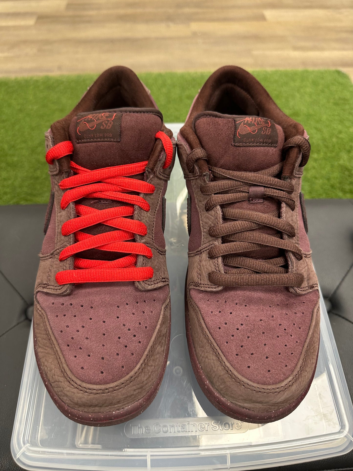 Nike SB Dunk Low City of Love Burgundy Crush - Mens (U11.5)