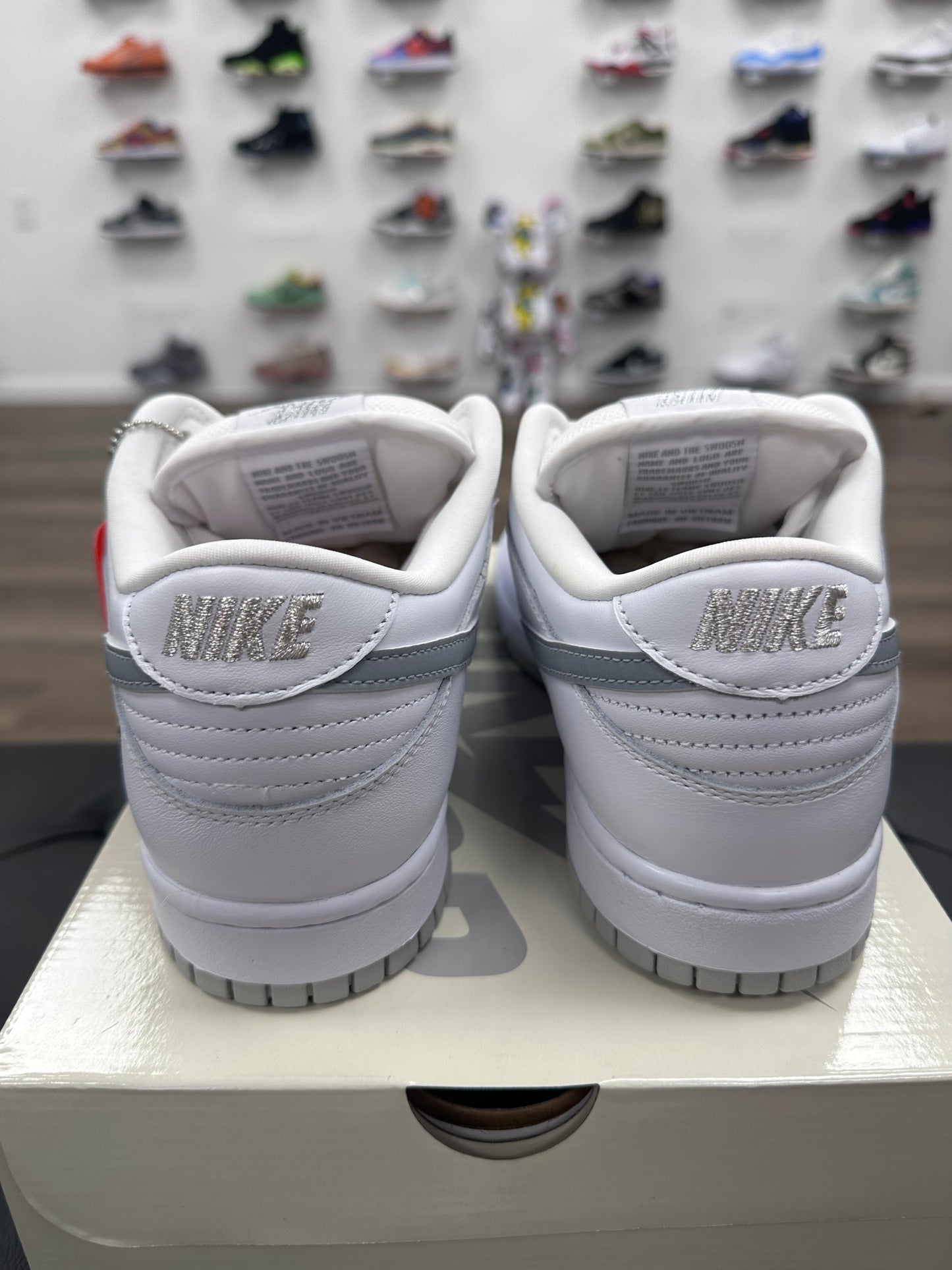 Nike SB Dunk Low Supreme 94 White Metallic Silver - Size 10