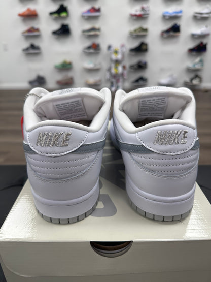 Nike SB Dunk Low Supreme 94 White Metallic Silver - Size 10