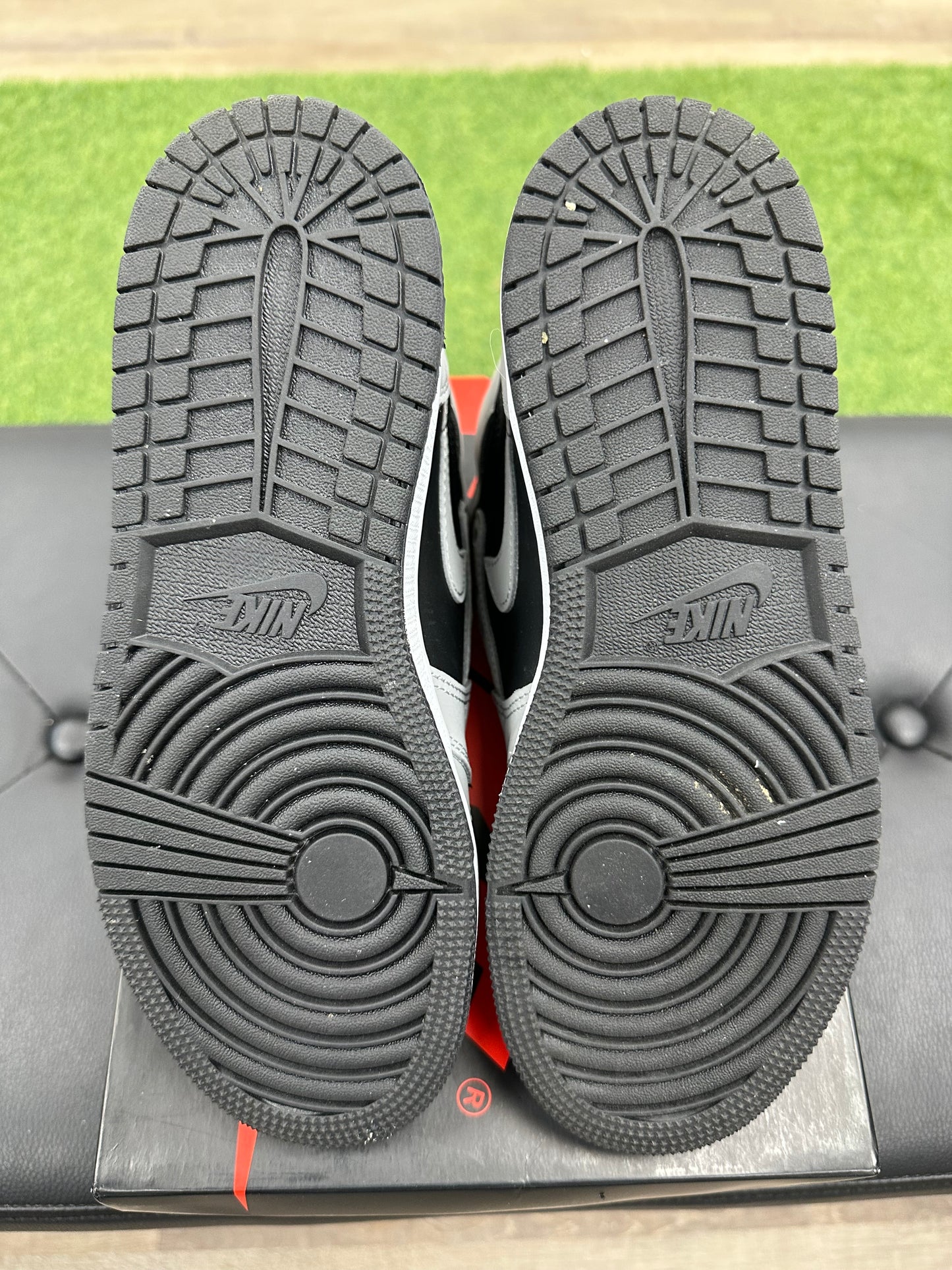 Jordan 1 Retro High Shadow 2.0 (GS) - Size 5 (U)