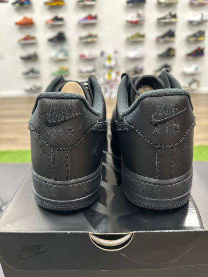 Nike Air Force 1 Low Supreme Black - Size 10