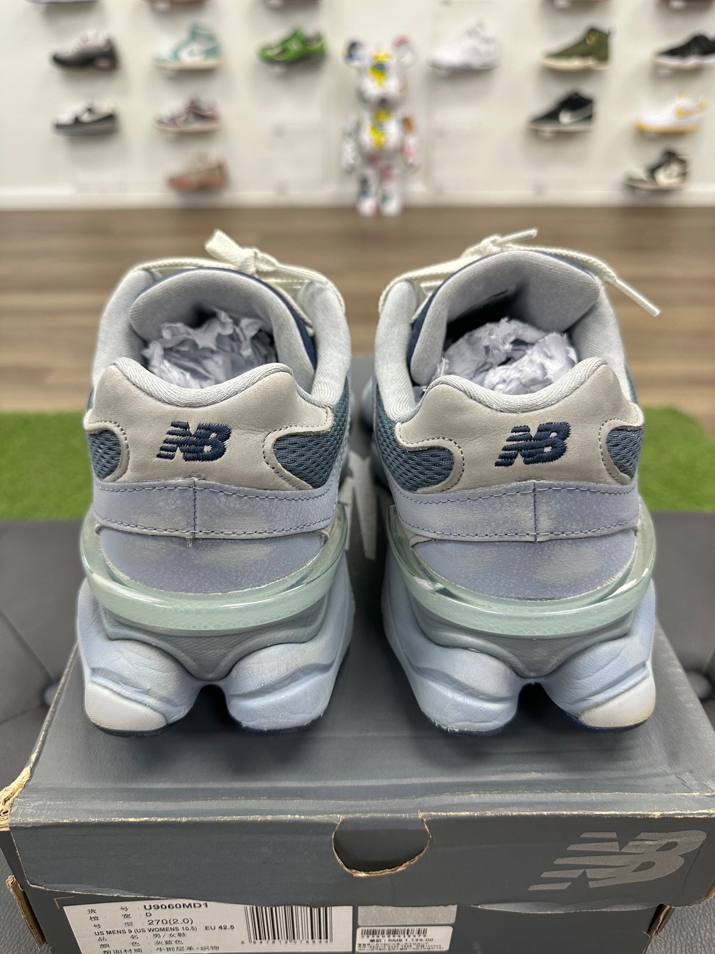 New Balance 9060 Moon Daze - Size 9 (U)