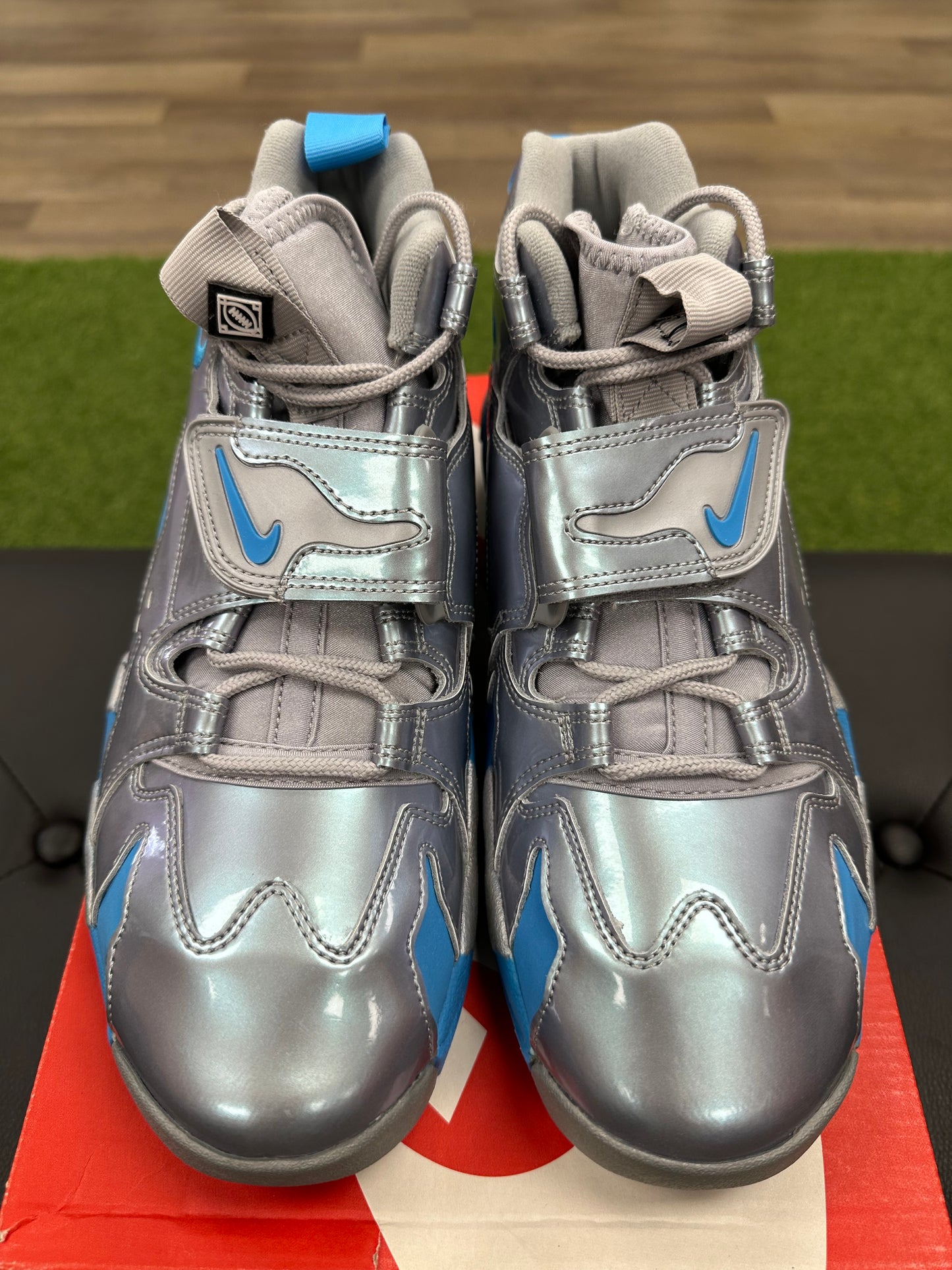 Nike Air DT Max 96 Deion Sanders - Size 9.5