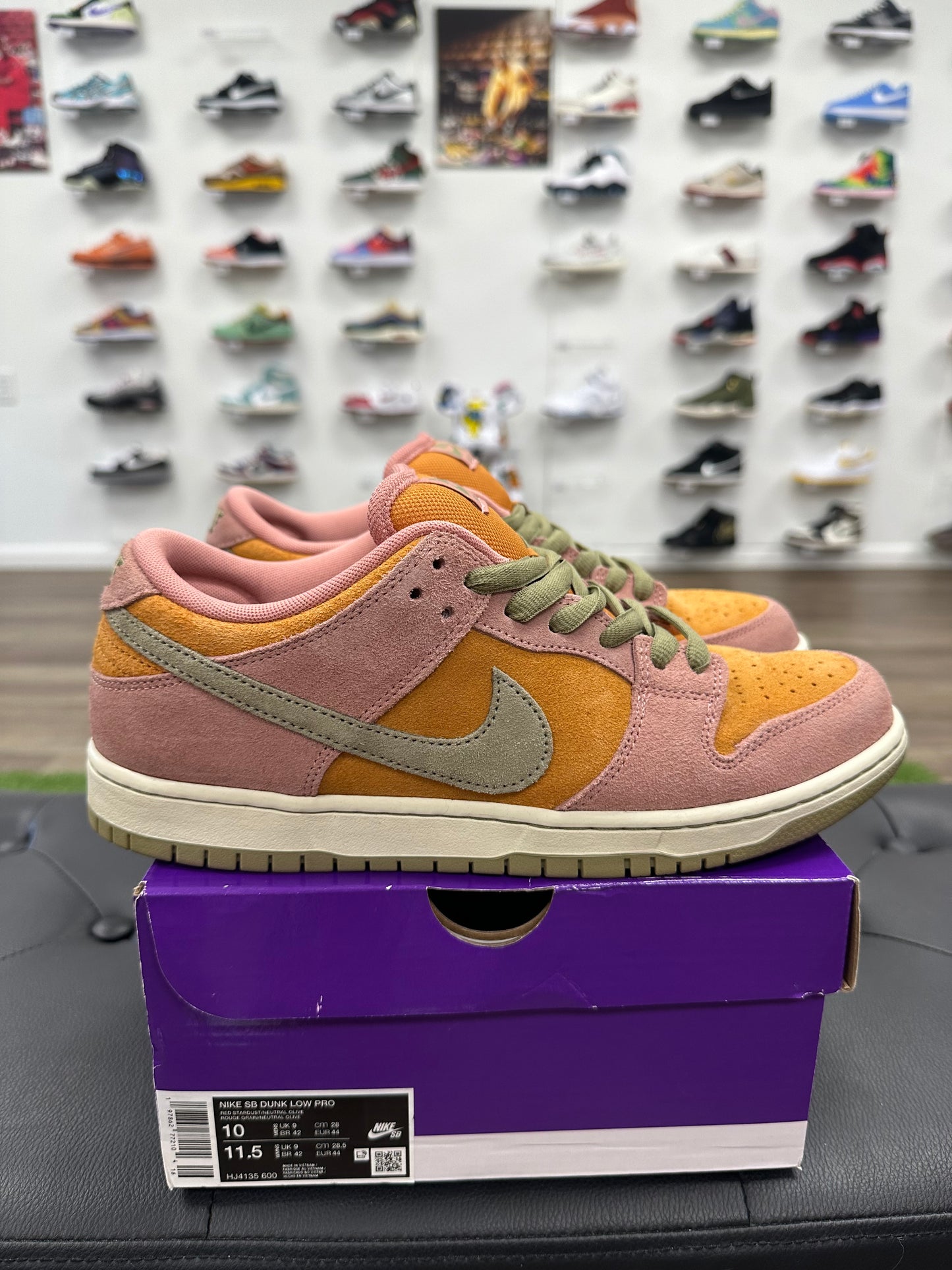 Nike SB Dunk Low Red Stardust - Size 10 (U)