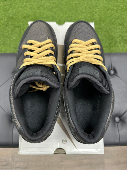 Nike SB Dunk Low Ostrich - Size 13 (U)