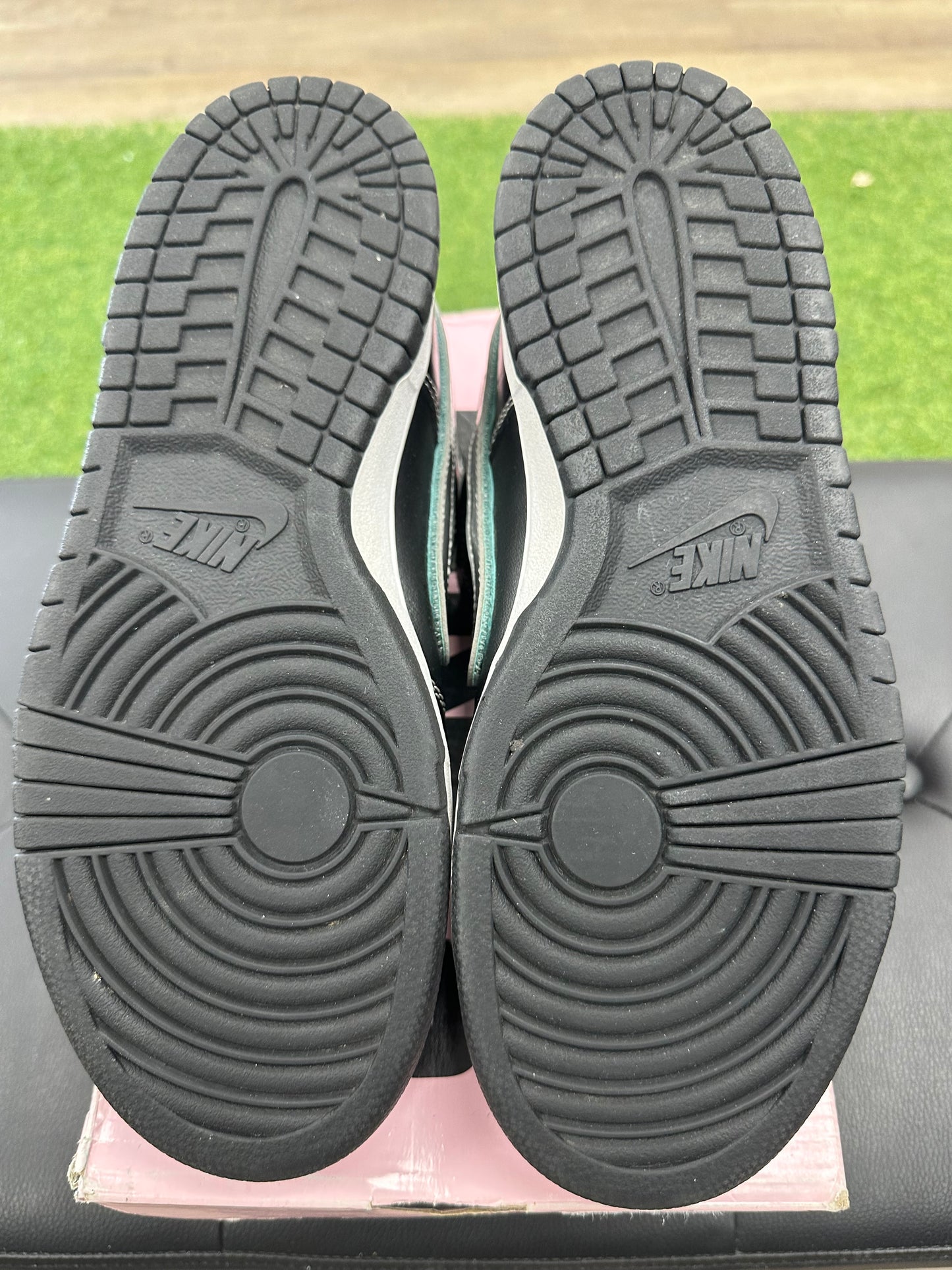 Nike SB Dunk Low Diamond Supply Co. Black Diamond - Size 9 (U)