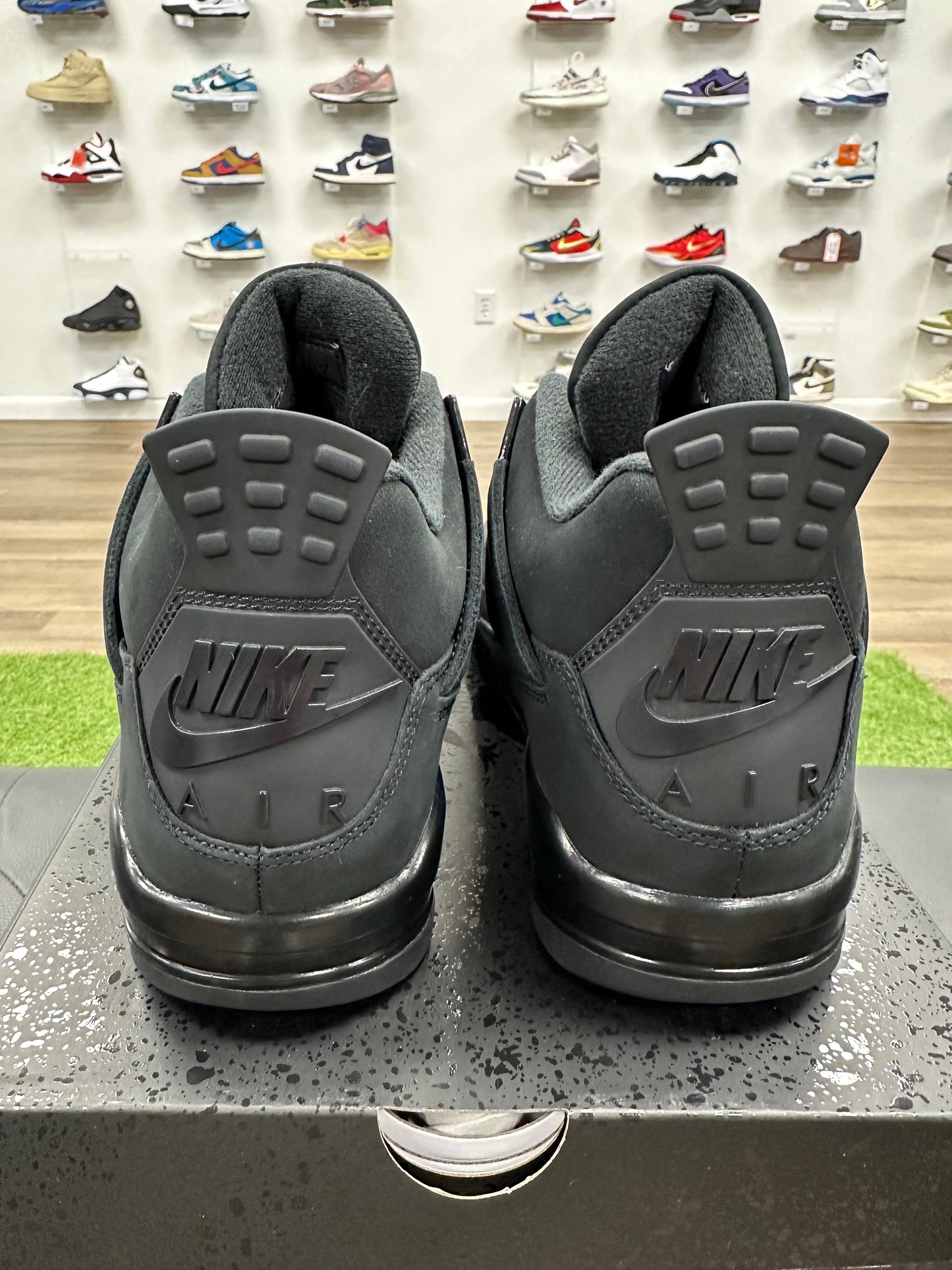 Jordan 4 Retro Black Cat (2025) - Size 10