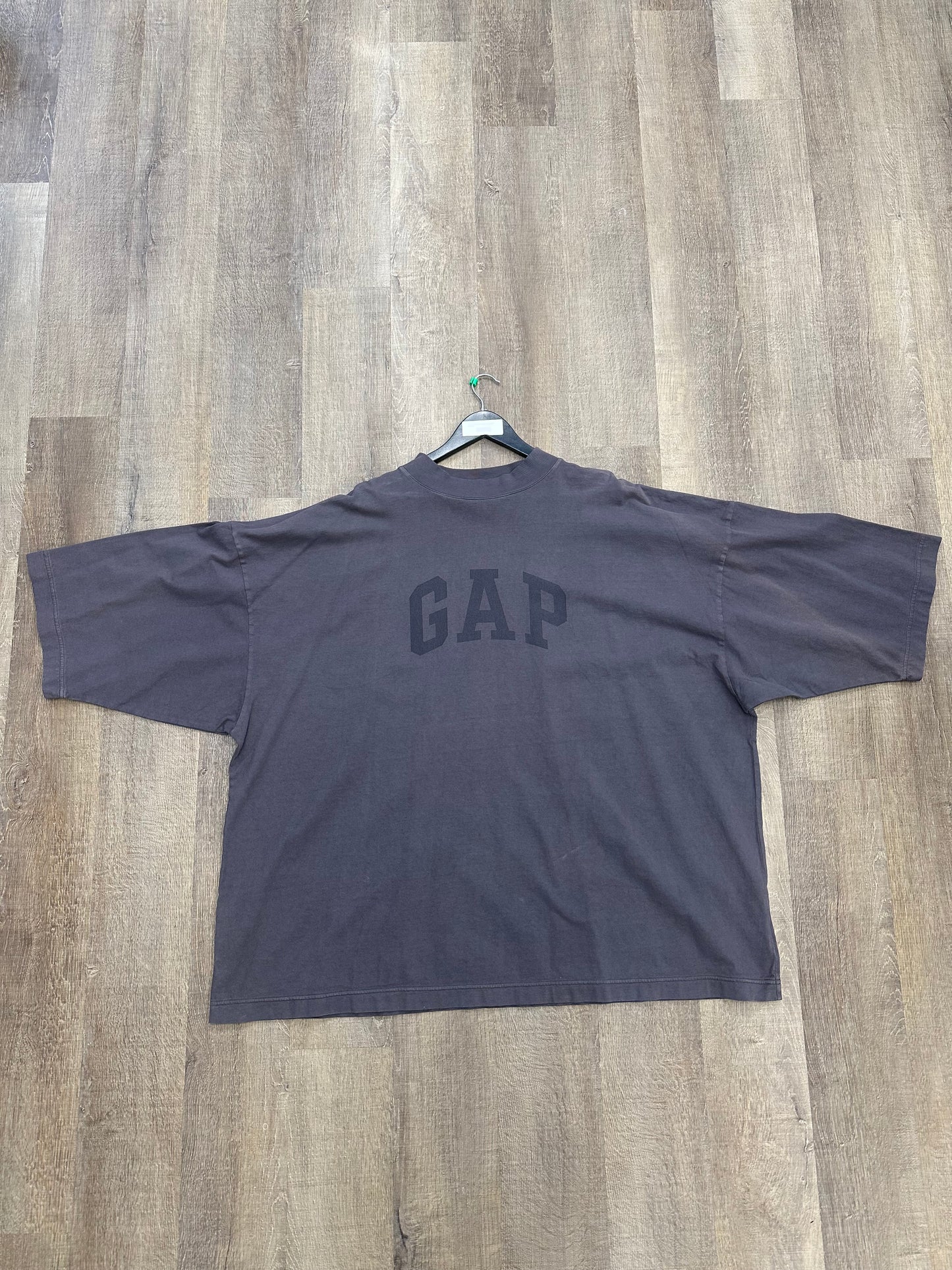 Yeezy Gap Engineered by Balenciaga Dove 3/4 Sleeve Tee Washed Black