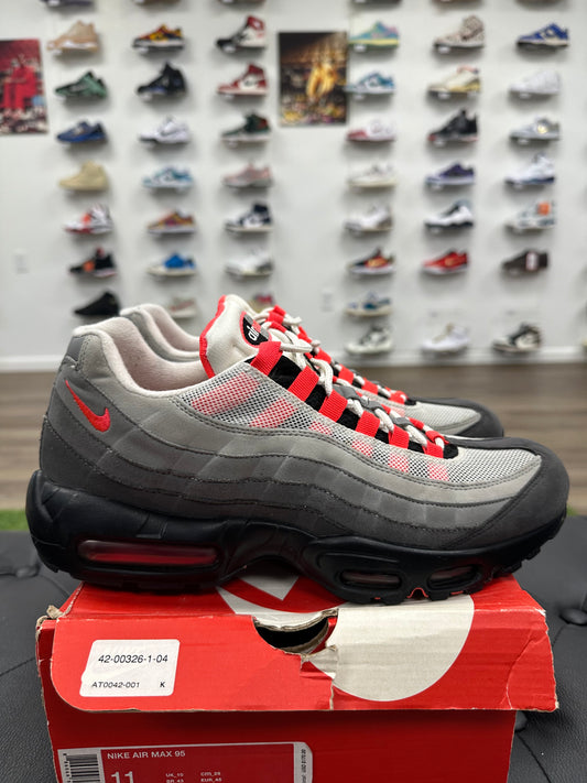 Nike Air Max 95 OG Solar Red (2018) - Size 11 (U)