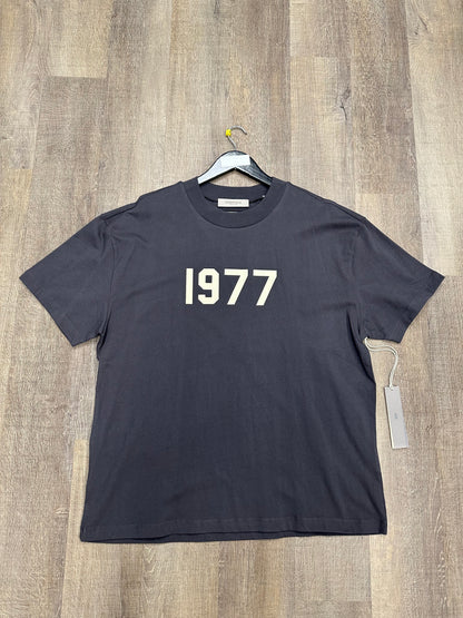 Fear of God Essentials 1977 T-Shirt Iron - Mens