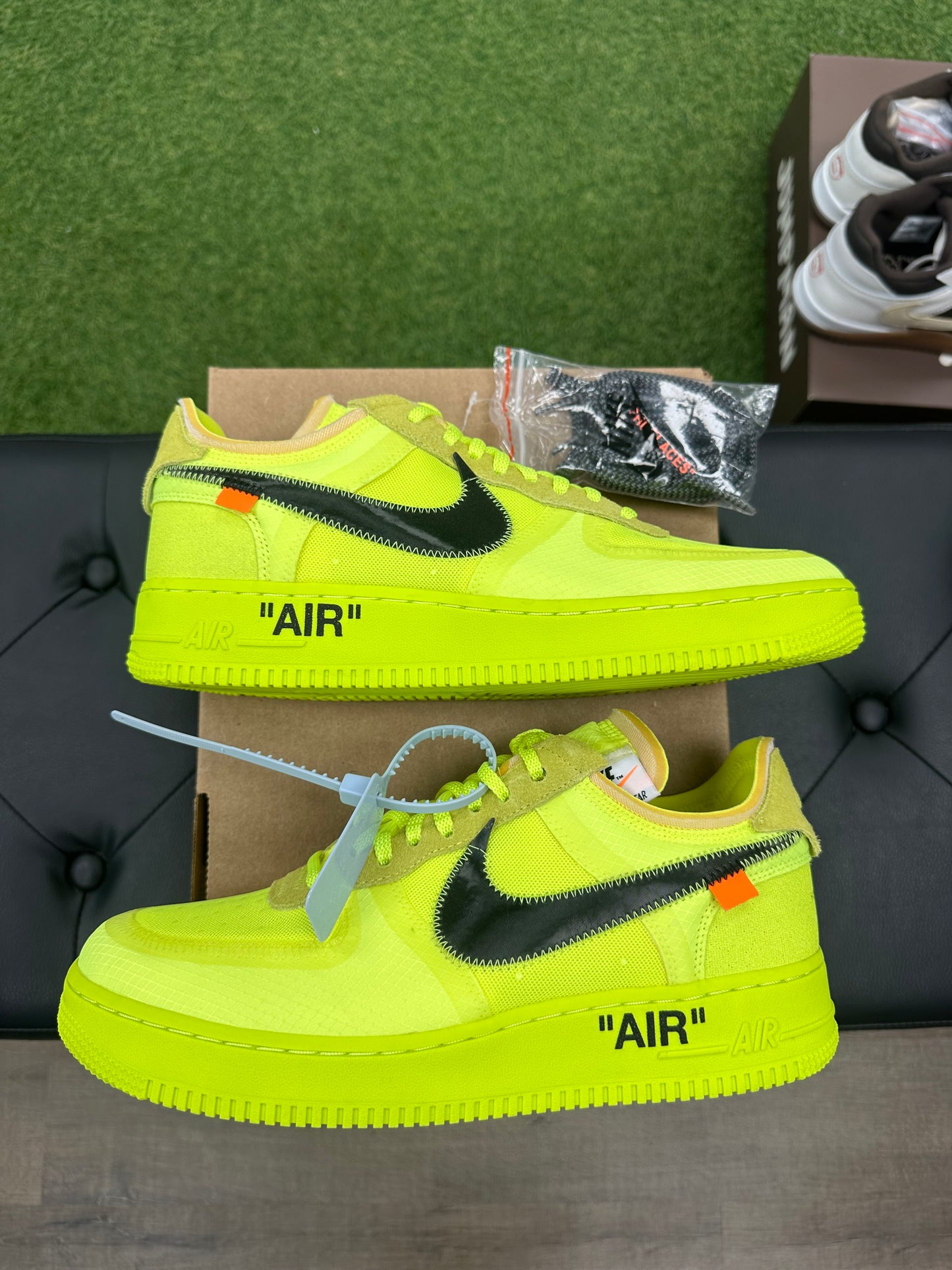 Nike Air Force 1 Low Off-White Volt - Size 10