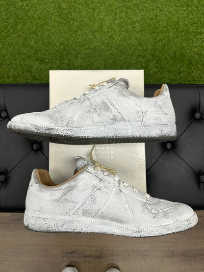 Maison Margiela Replica White Painted - Size 12 (U)