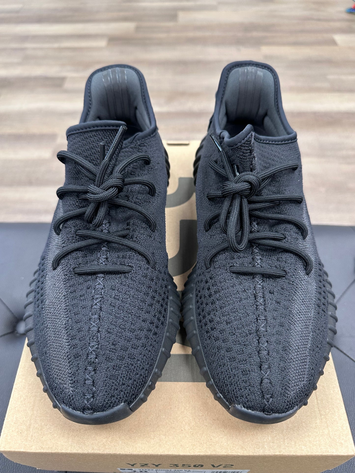 adidas Yeezy Boost 350 V2 Onyx - Size 10 (U)