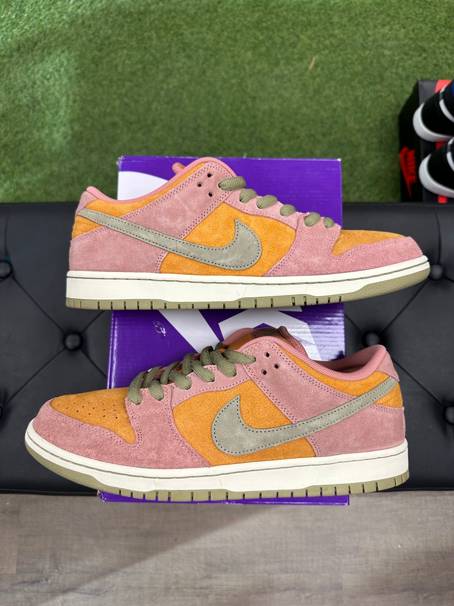 Nike SB Dunk Low Red Stardust - Size 12 (U)