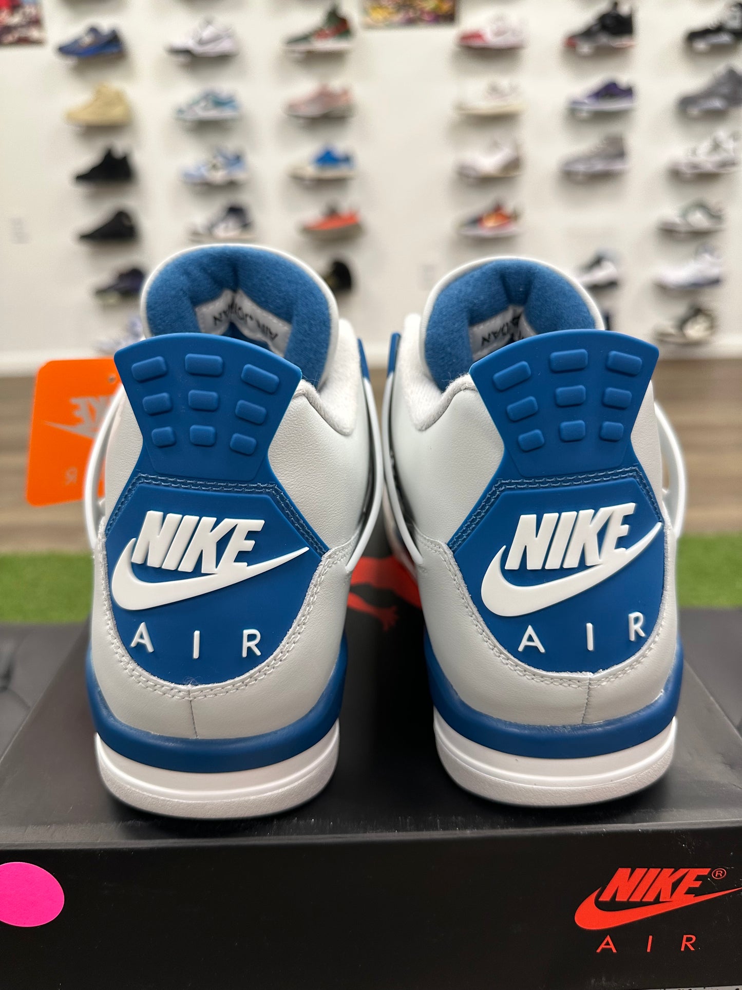 Jordan 4 Military Blue (2024) - Size 9.5