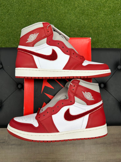 Jordan 1 Retro High OG Varsity Red - Size 10.5