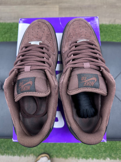 Nike SB Air Force 1 Low Light Chocolate Black - Size 9.5