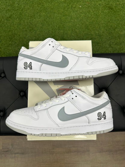 Nike SB Dunk Low Supreme 94 White Metallic Silver - Size 13