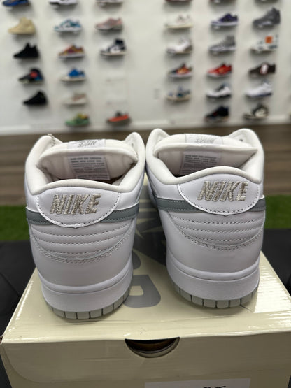 Nike SB Dunk Low Supreme 94 White Metallic Silver - Size 13