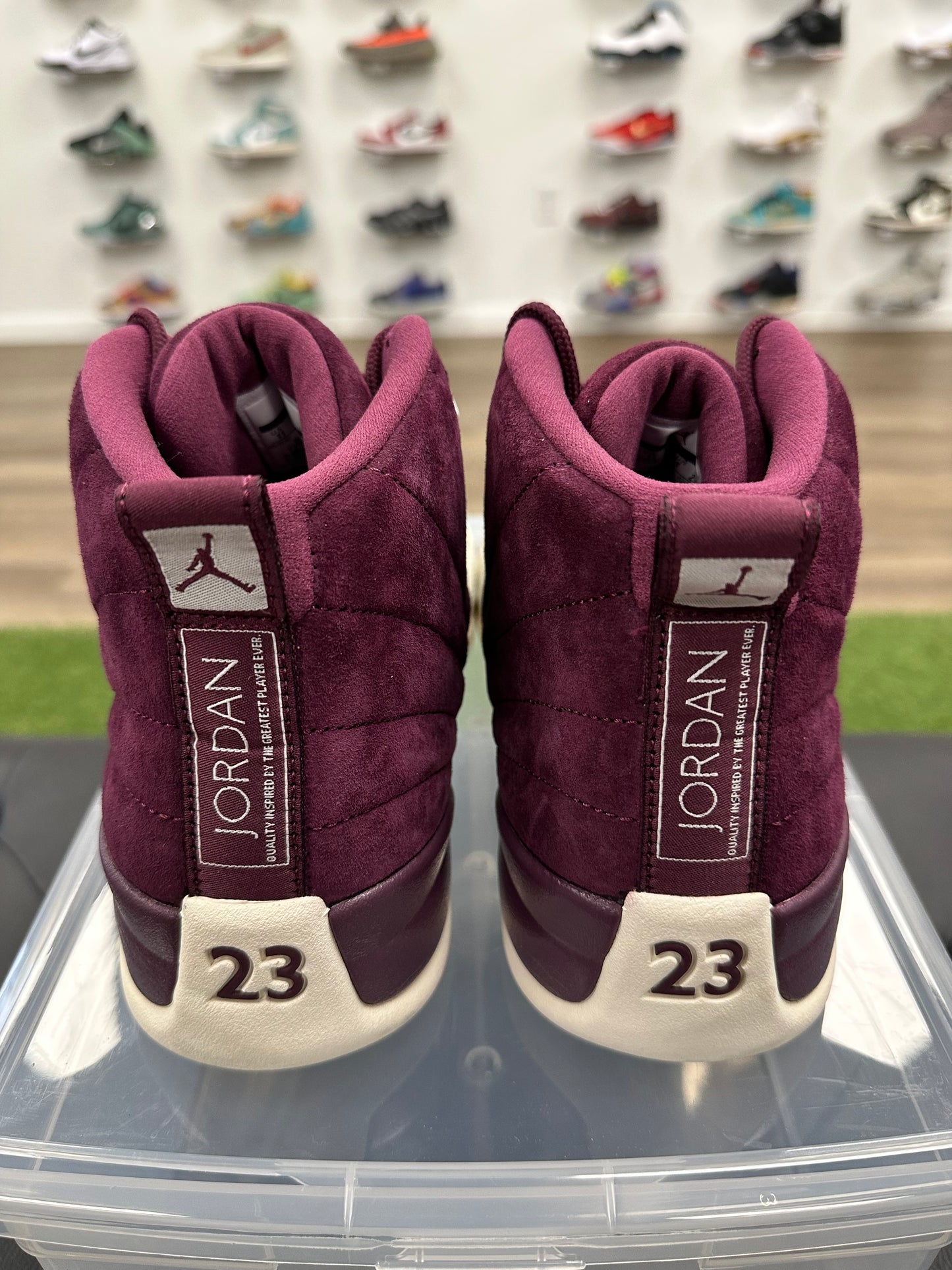 Jordan 12 Retro Bordeaux - Size 11 (U)