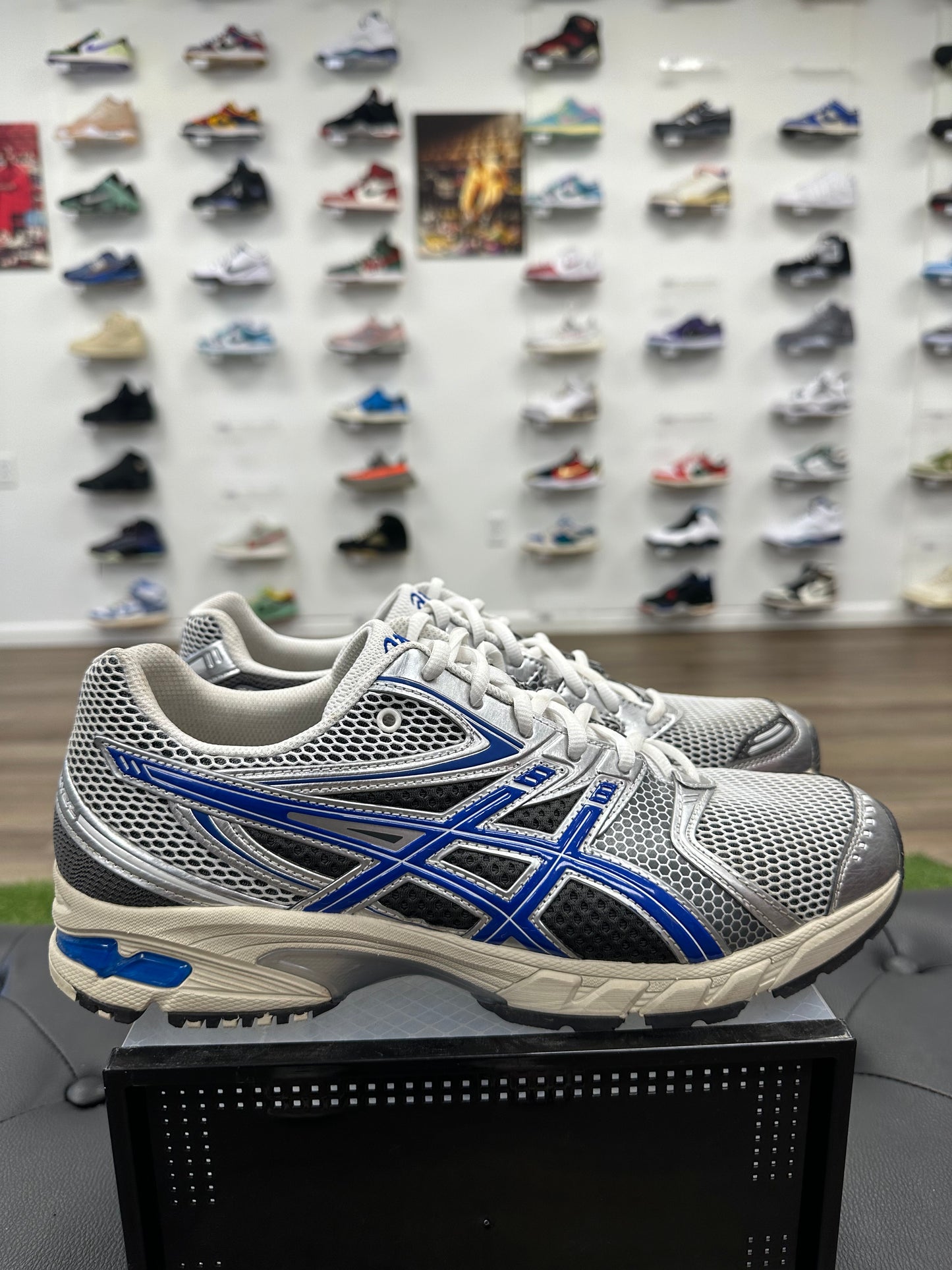 ASICS Gel-DS Trainer 14 White Blue - Size 10.5 (U)