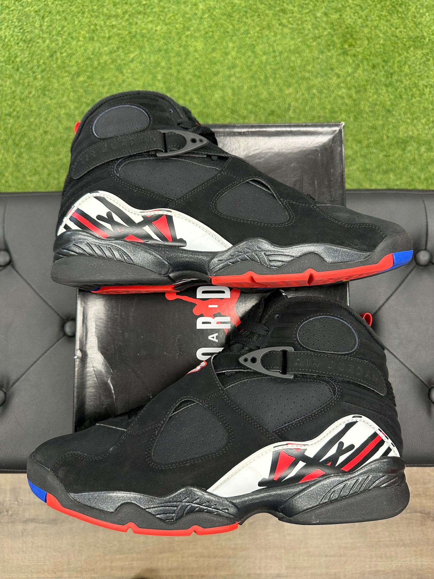 Jordan 8 Retro Playoffs (2023) - Size 12 (U)