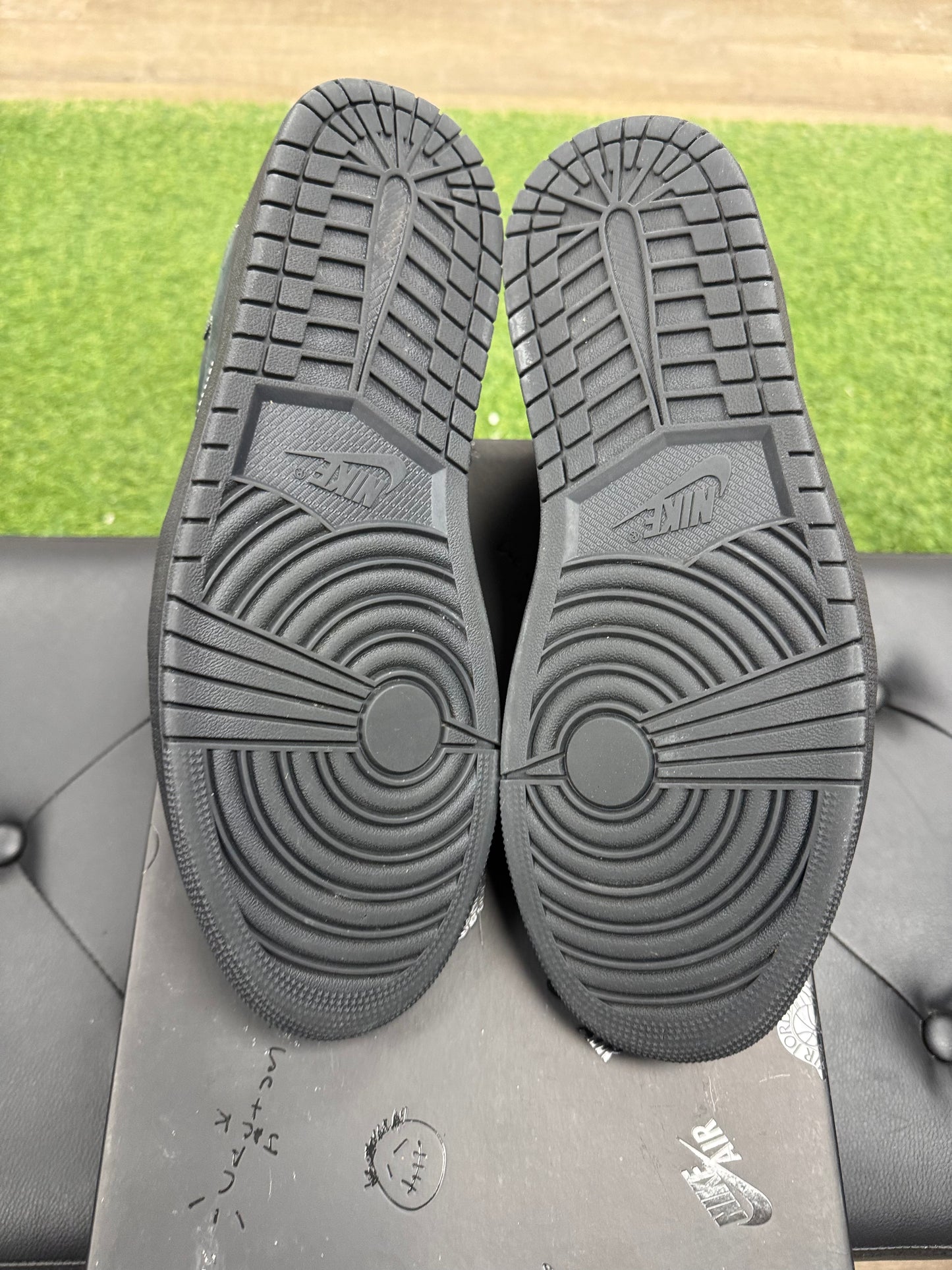 Jordan 1 Retro Low OG SP Travis Scott Black Phantom- Mens (U13)