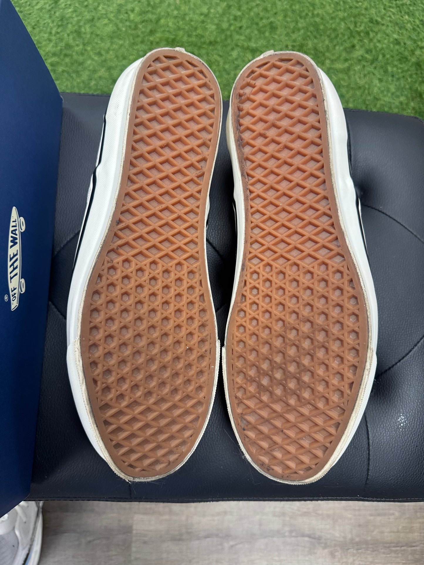 Vans Premium Classic Slip-On Stars Marshmallow Black - Size 11.5 (U)