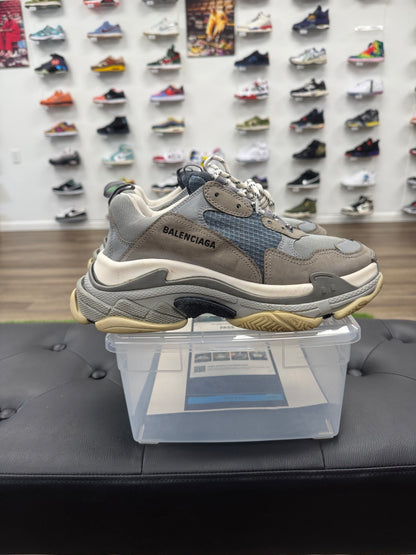 Balenciaga Triple S Sneaker Grey - Size 9 (U)
