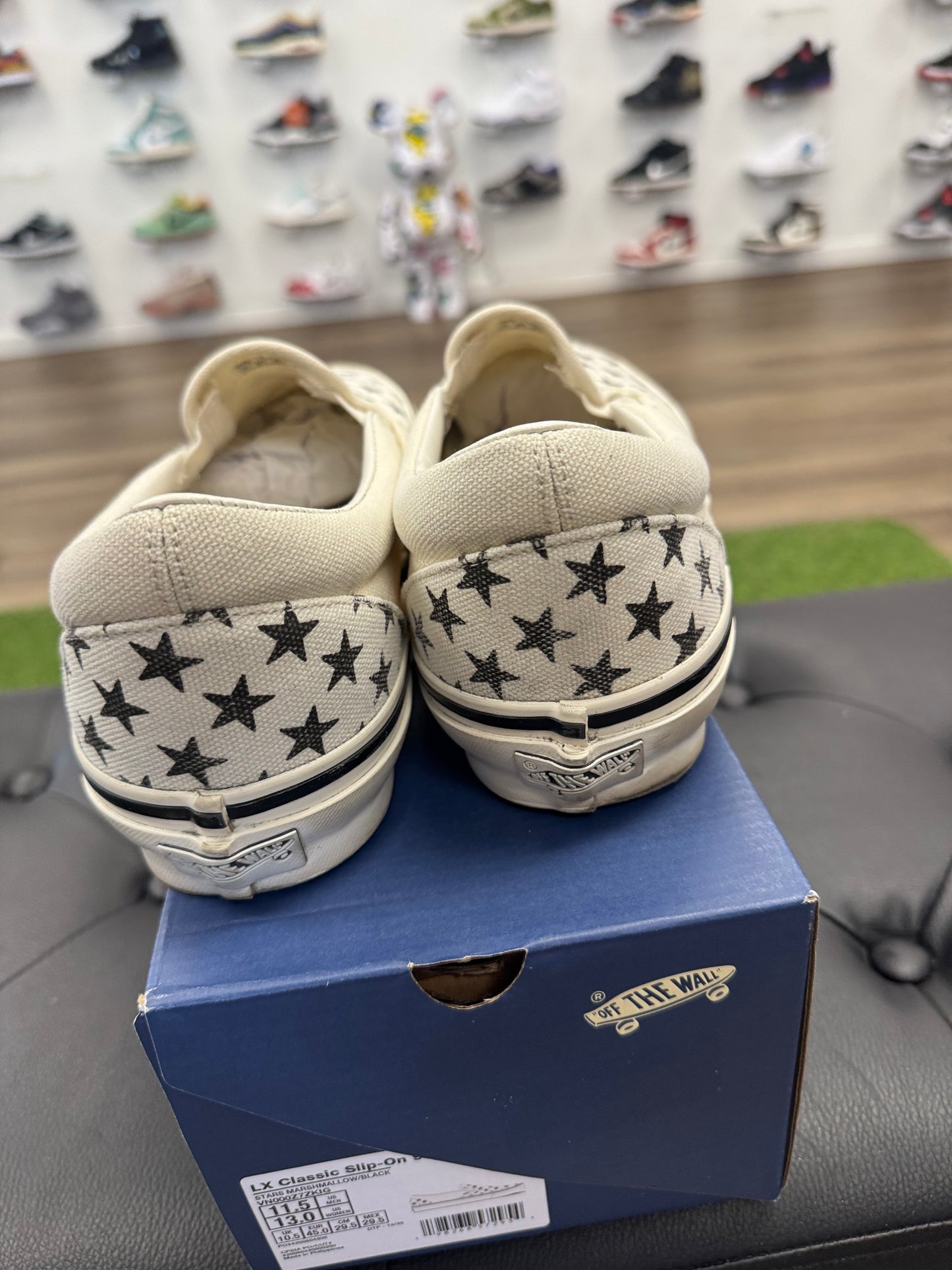 Vans Premium Classic Slip-On Stars Marshmallow Black - Size 11.5 (U)