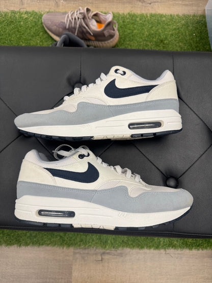Nike Air Max 1 Platinum Tint Dark Obsidian - Size 9.5 (U)