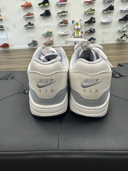 Nike Air Max 1 Platinum Tint Dark Obsidian - Size 9.5 (U)