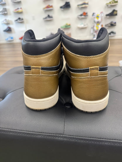 Jordan 1 Retro High OG Black Metallic Gold - Size 11 (U)