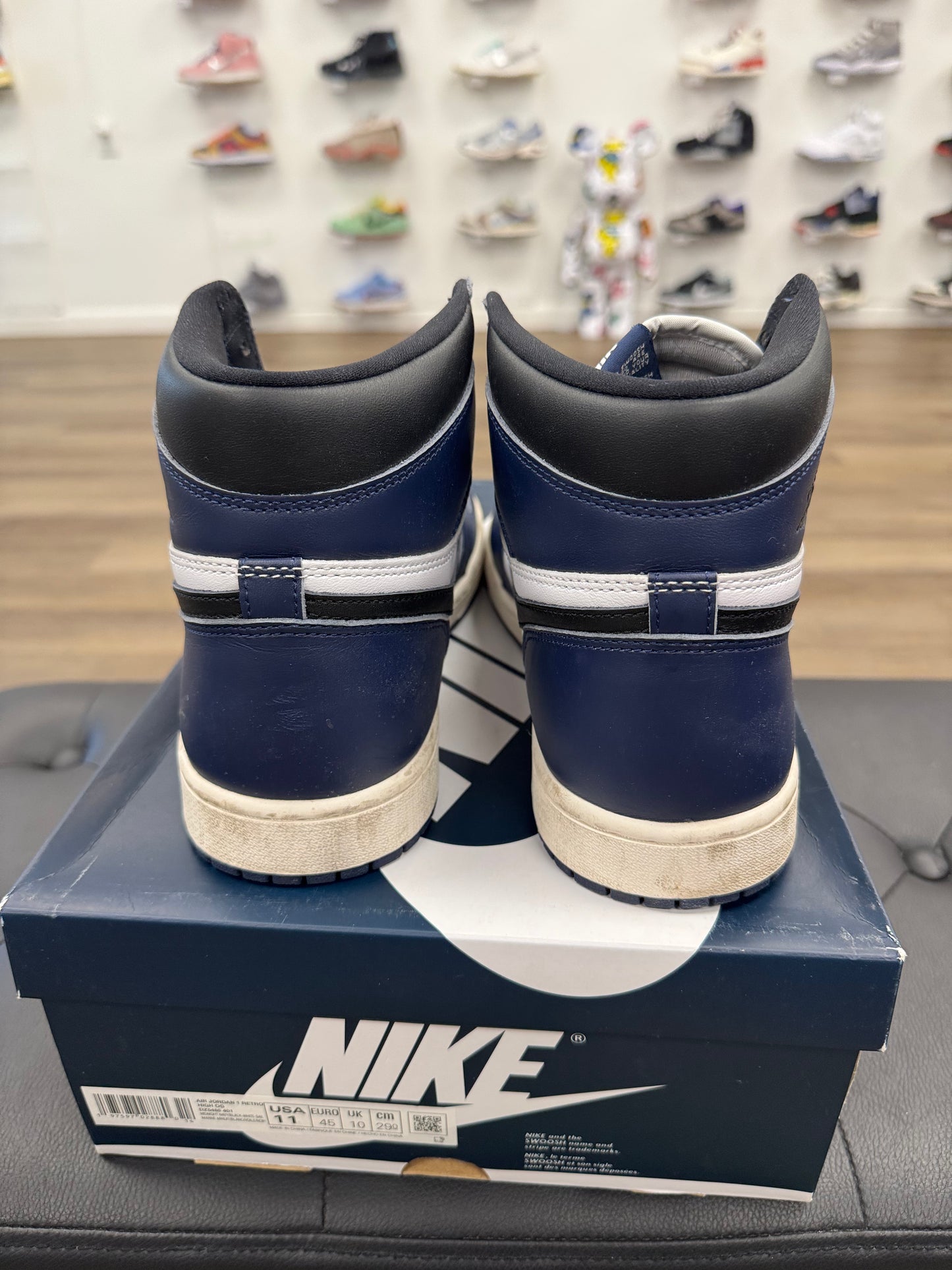 Jordan 1 Retro High OG Midnight Navy - Size 11 (U)