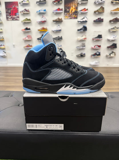 Jordan 5 Retro Black University Blue (2026) - Size 9