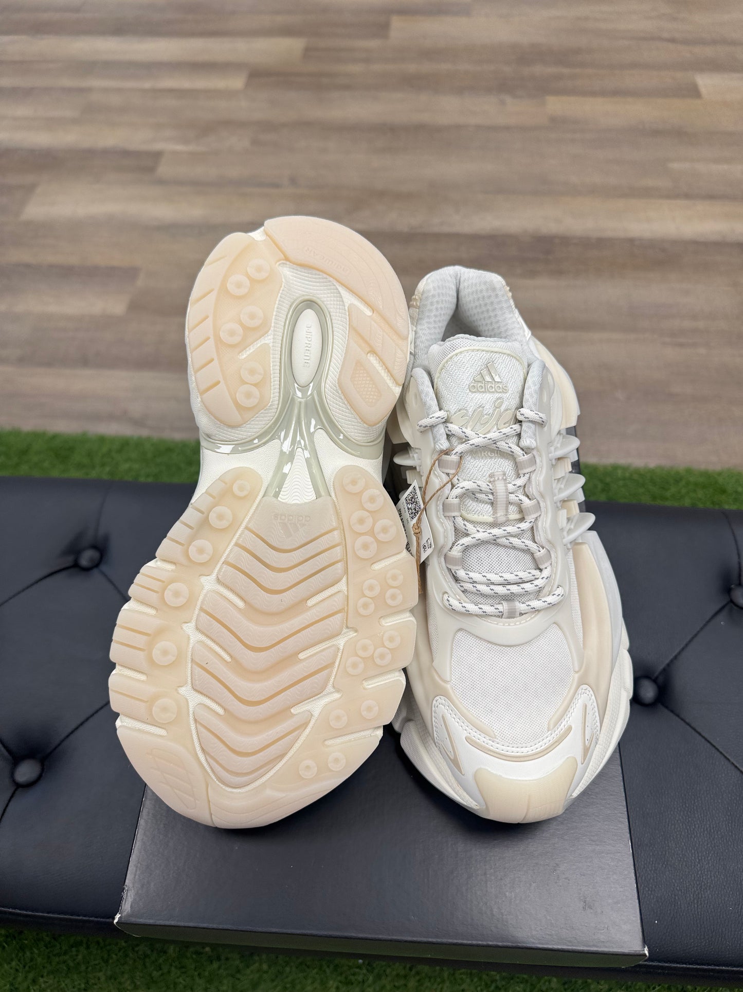 adidas Adistar Jellyfish Pharrell Williams White - Size 10.5