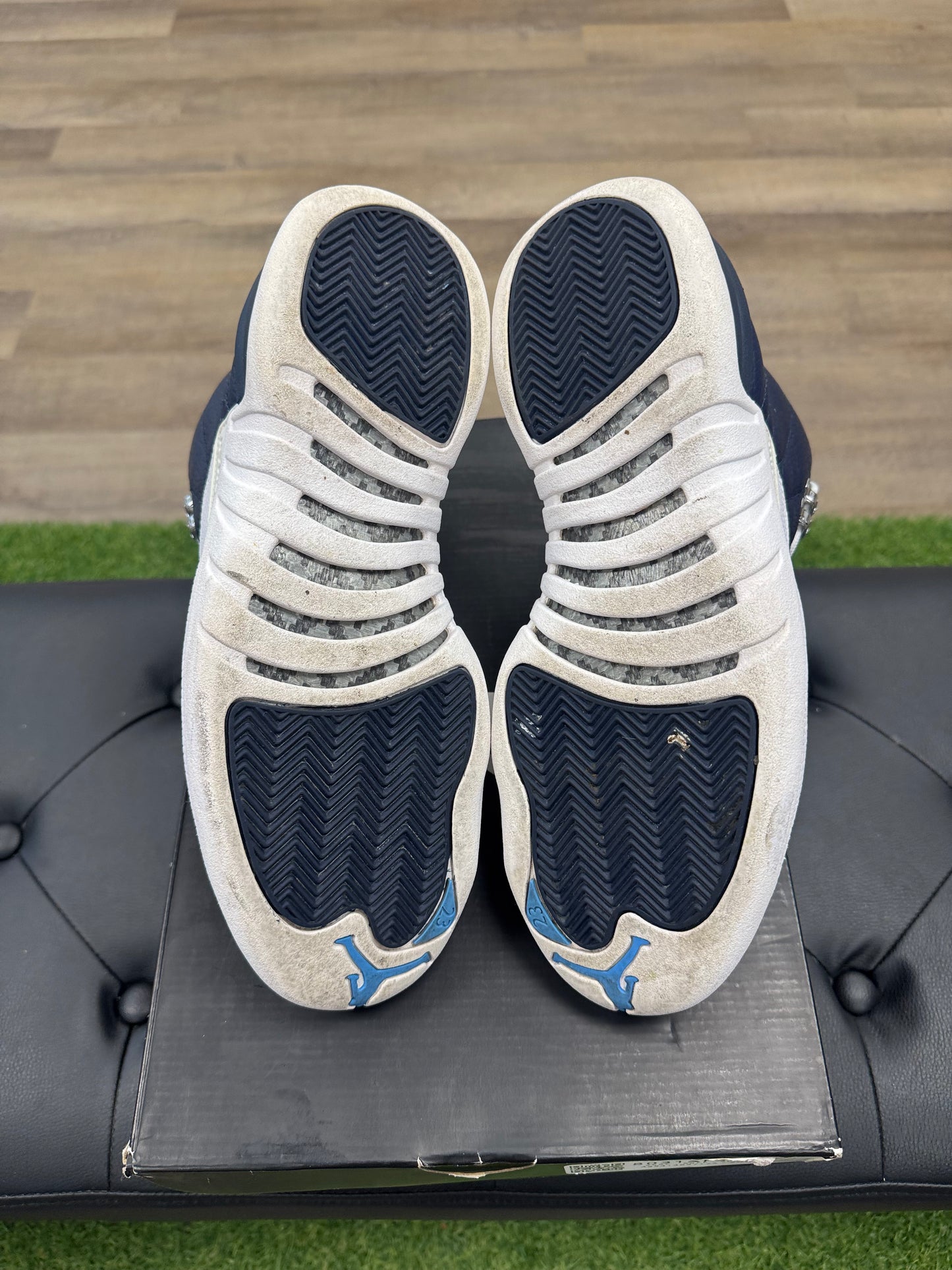Jordan 12 Retro Obsidian (2012) - Size 9.5 (U)
