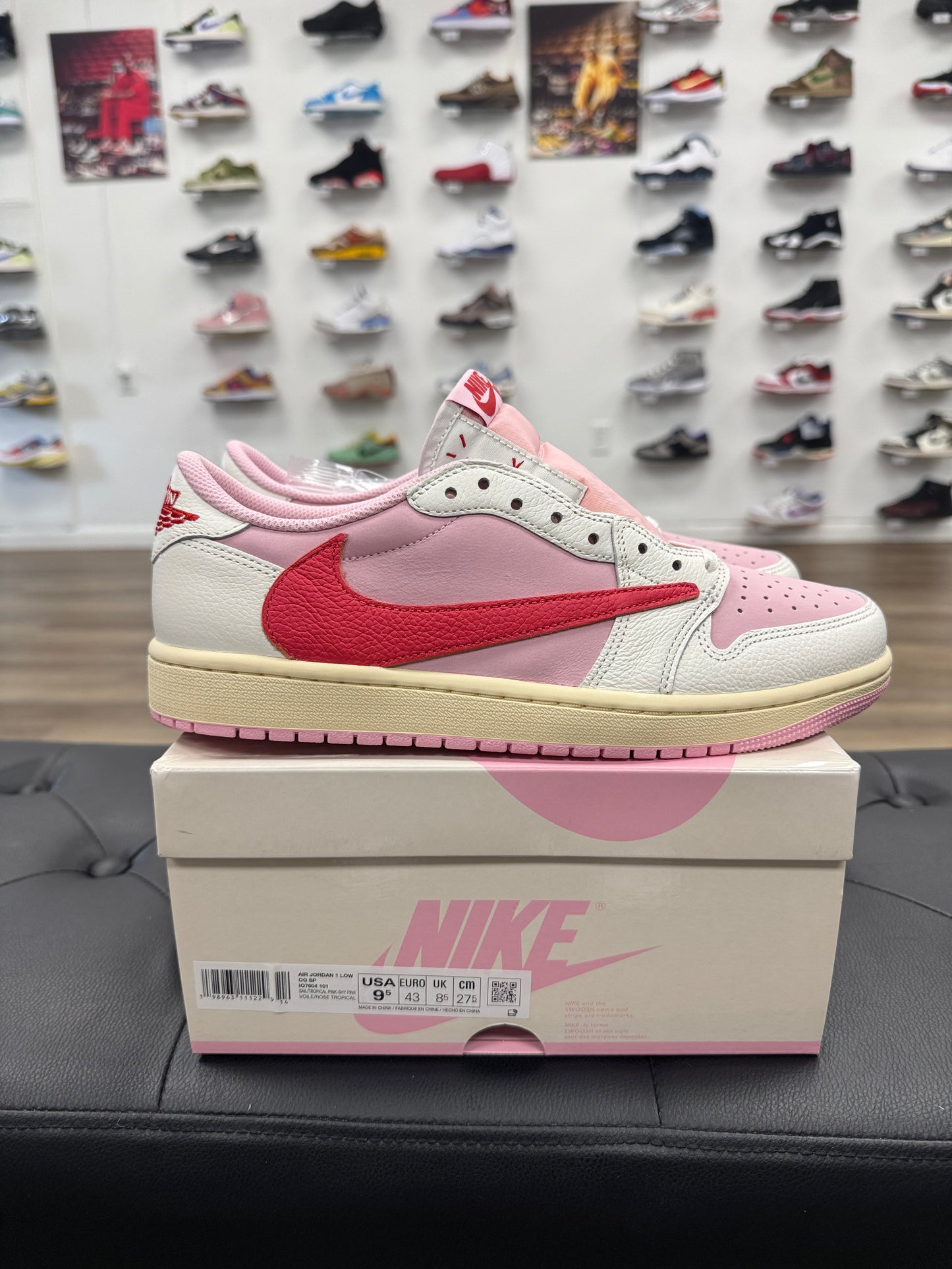 Jordan 1 Retro Low OG SP Travis Scott Sail Tropical Pink - Size 9.5