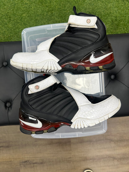 Nike Air Zoom Vick 3 Falcons Away (2016)-Size 9 (U)