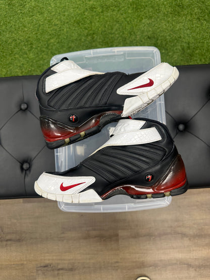 Nike Air Zoom Vick 3 Falcons Away (2016)-Size 9 (U)