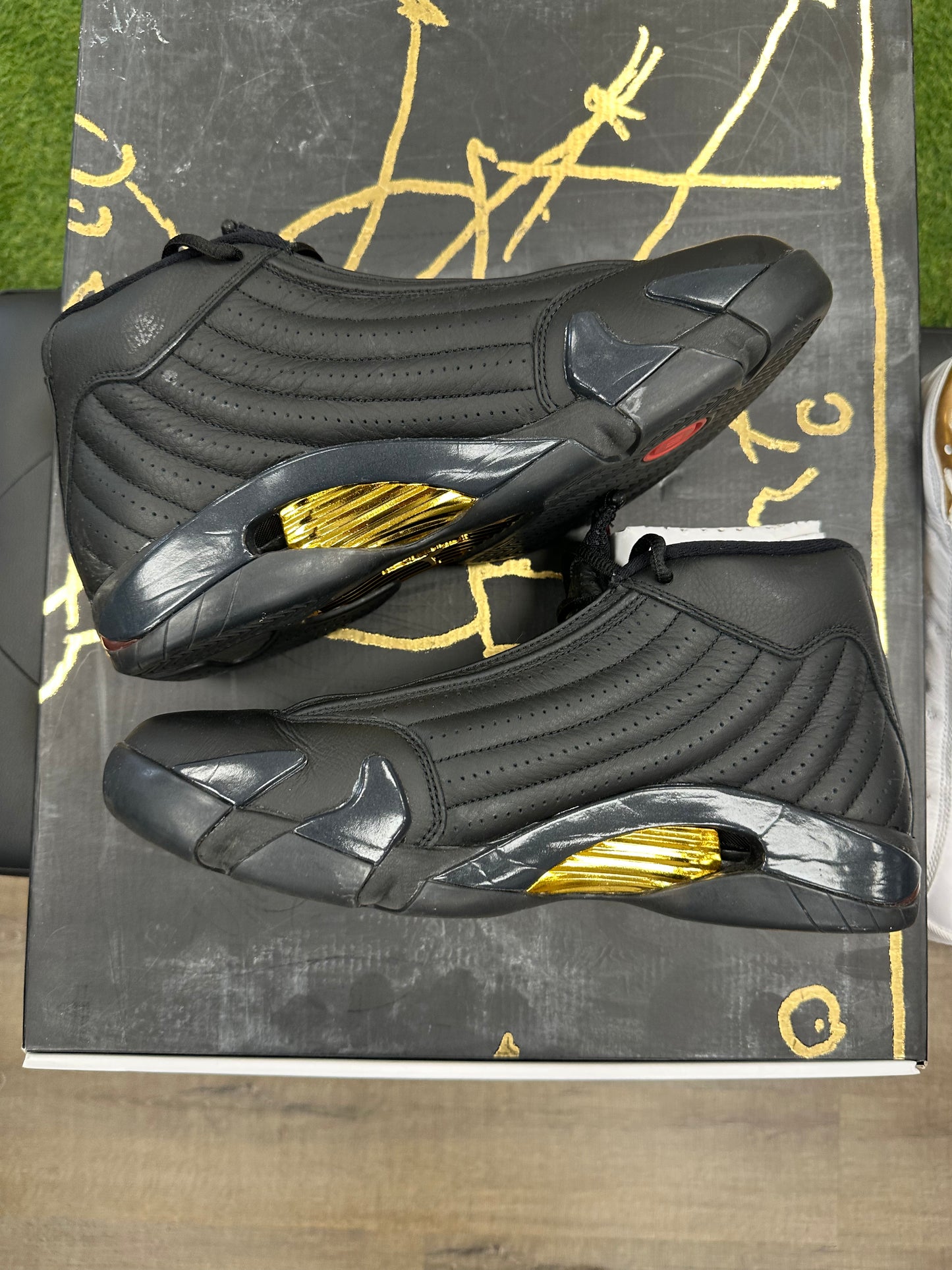 Jordan Defining Moments Pack Last Shot - Size 11 (U)