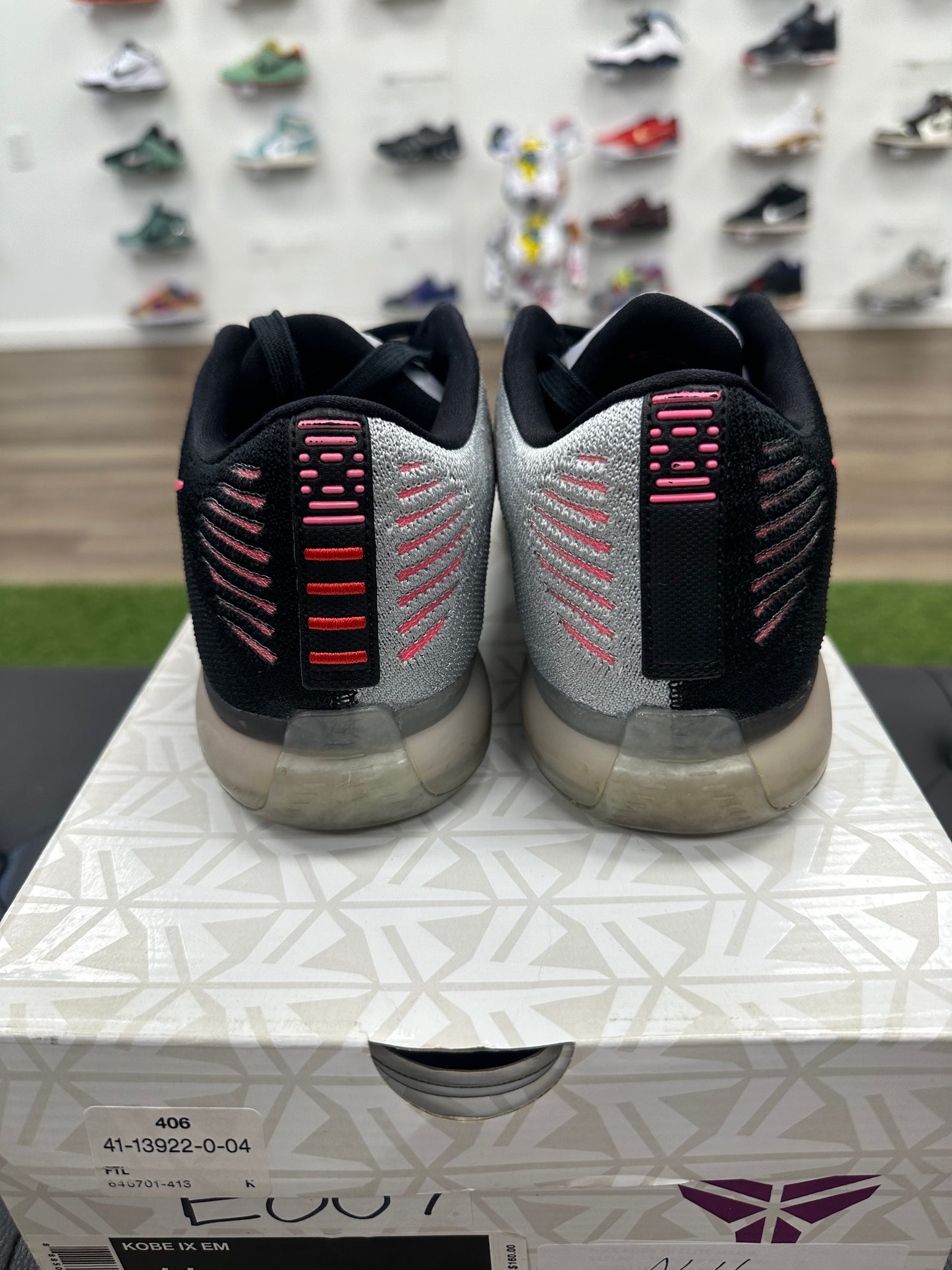 Nike Kobe 10 Elite Mambacurial -Size 10.5 (U)