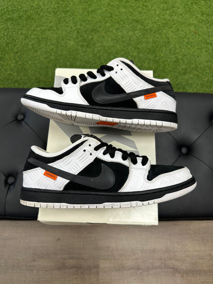 Nike SB Dunk Low TIGHTBOOTH - Size 11 (U)