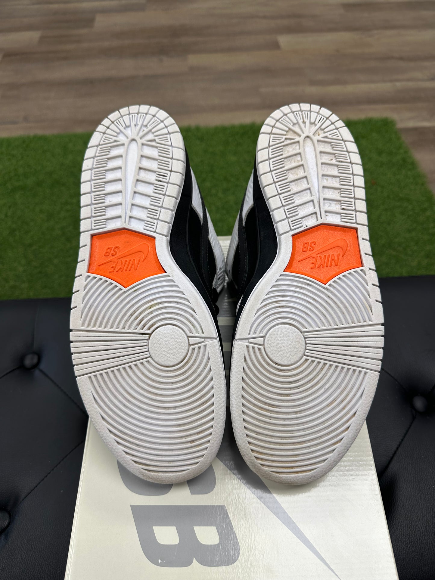 Nike SB Dunk Low TIGHTBOOTH - Size 11 (U)