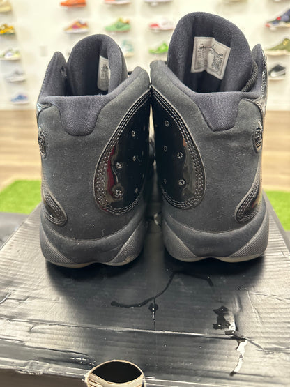 Jordan 13 Retro Cap and Gown - Size 12.5 (U)