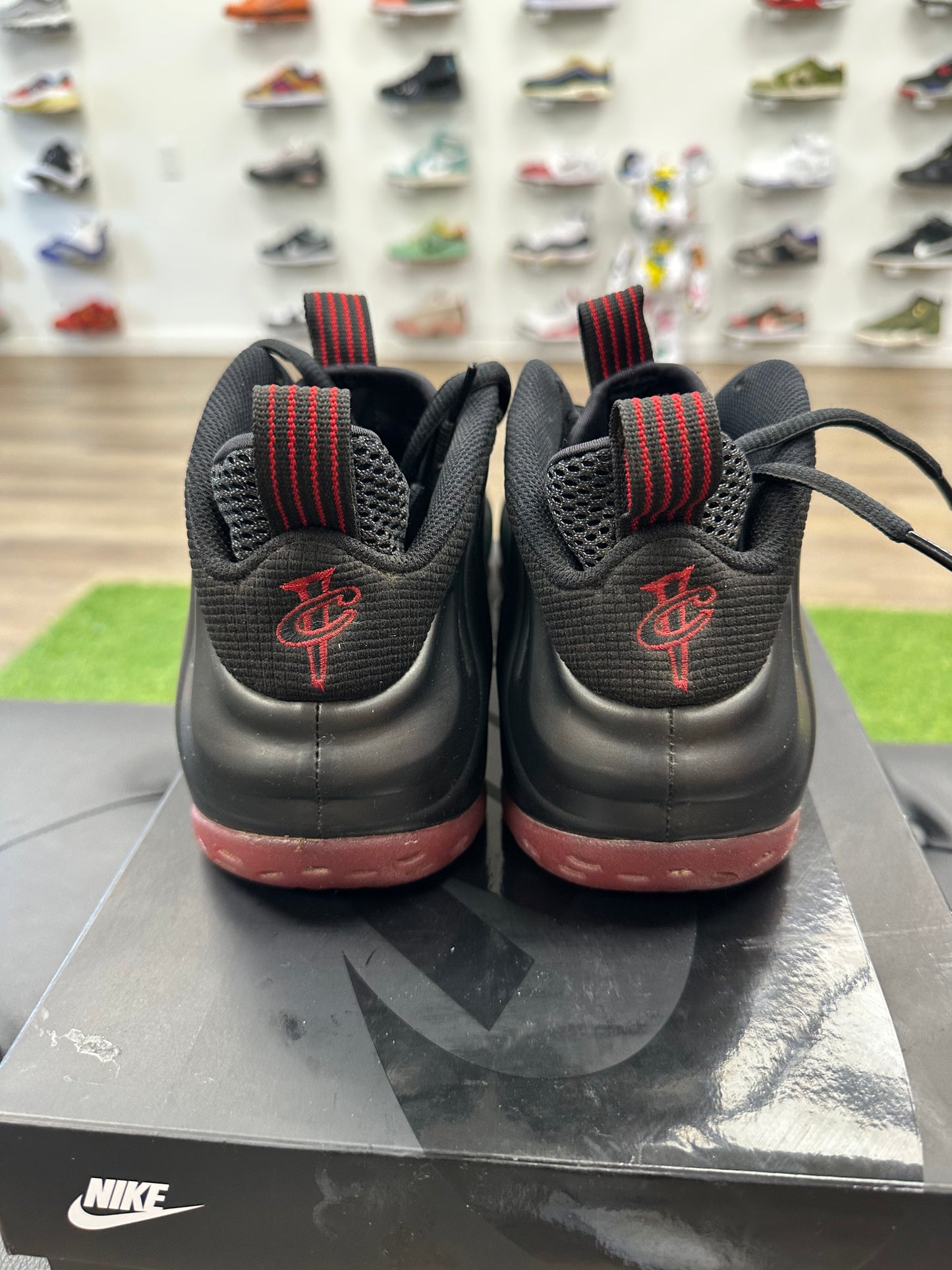 Nike Air Foamposite One Cough Drop (2025) - Size 10 (U)