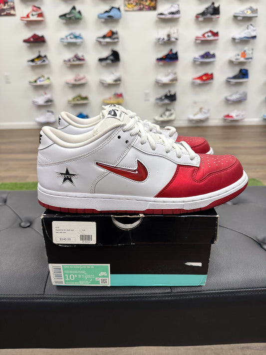 Nike SB Dunk Low Supreme Jewel Swoosh Red - Mens (U10.5)