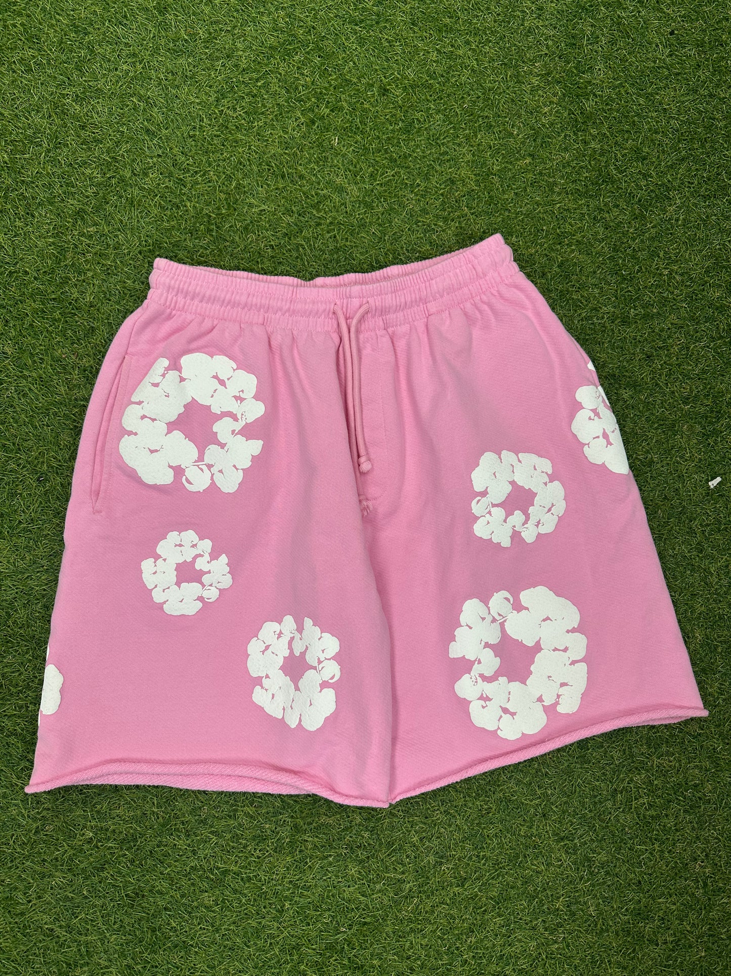 Denim Tears The Cotton Wreath Shorts Pink - Size Large (U)